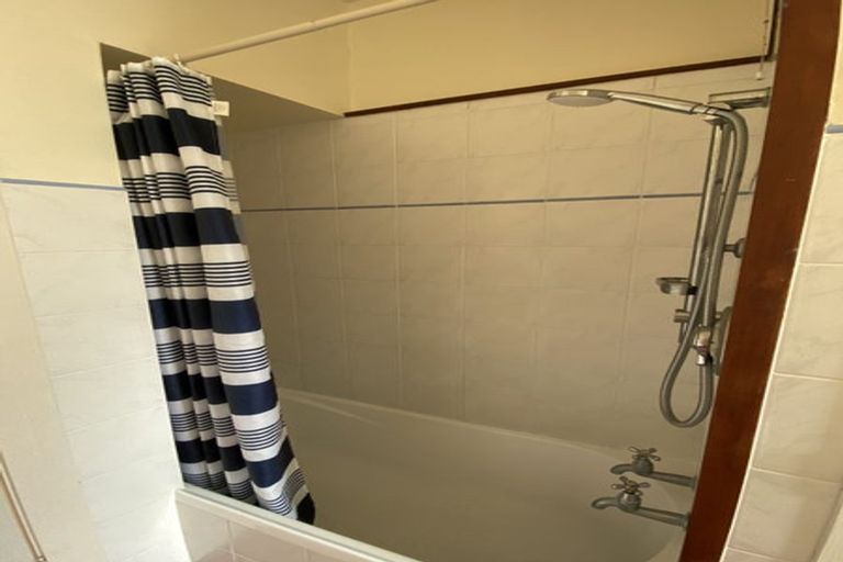 Photo of property in 58f1 Brougham Street, Mount Victoria, Wellington, 6011
