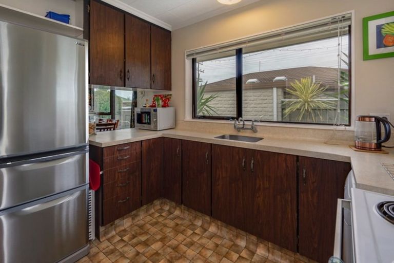 Photo of property in 2/14 Marsden Road, Stoke, Nelson, 7011