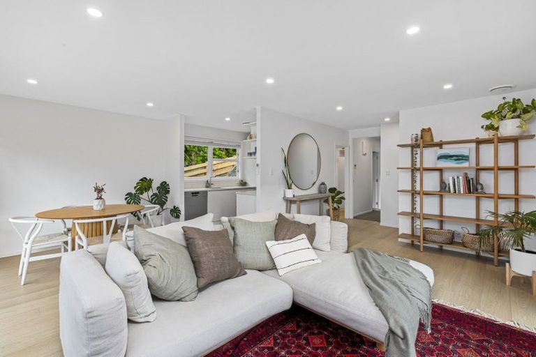 Photo of property in 79 Duncansby Road, Stanmore Bay, Whangaparaoa, 0932