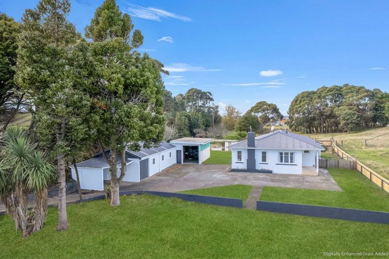 Photo of property in 33 Burns Street, Tawhero, Whanganui, 4501