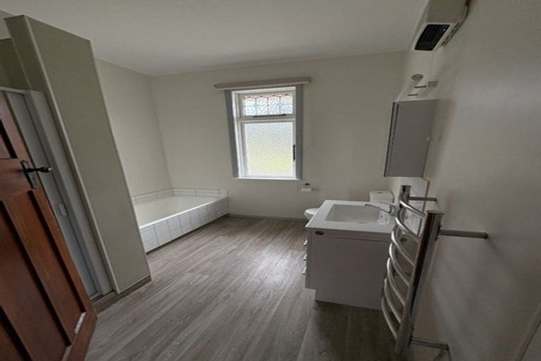 Photo of property in 64 Sligo Terrace, Roslyn, Dunedin, 9010