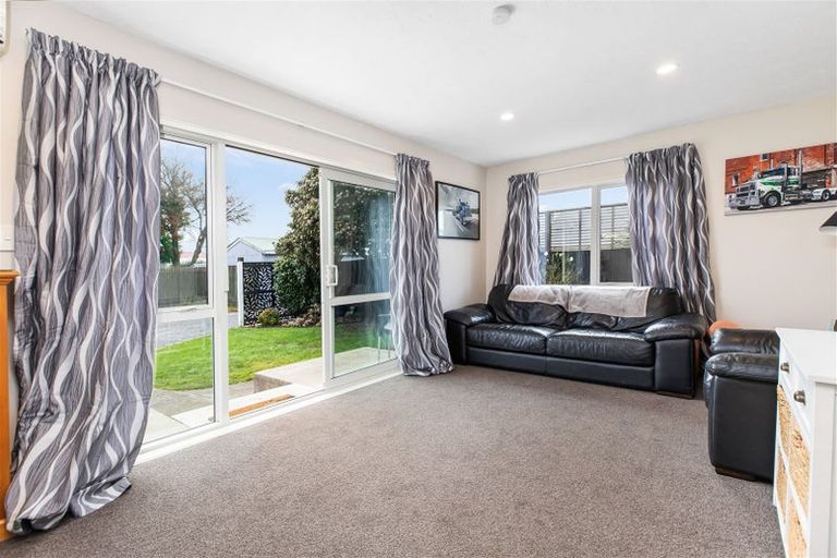 Photo of property in 2/7 Kissel Street, Templeton, Christchurch, 8042