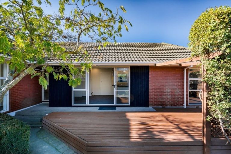 Photo of property in 33 Chartwell Street, Burwood, Christchurch, 8083
