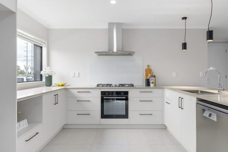 Photo of property in 33 Earp Crescent, Chartwell, 3210