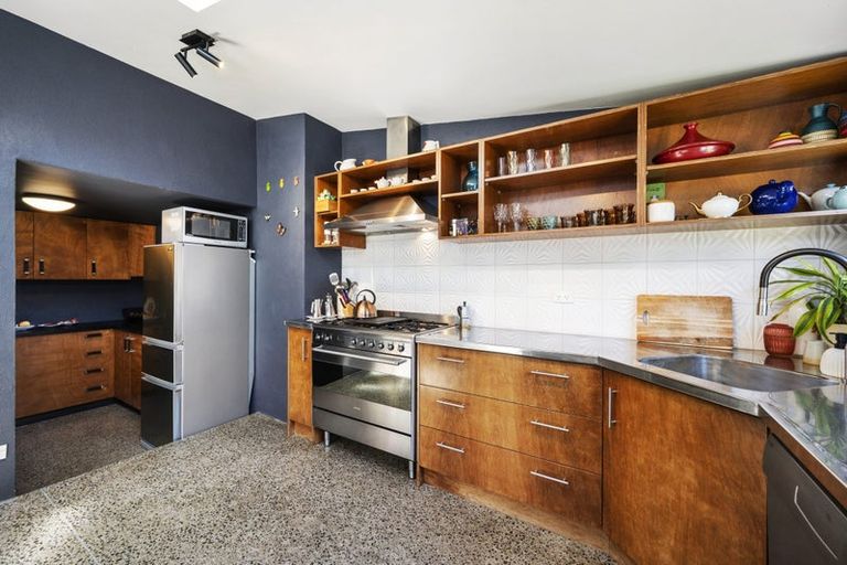 Photo of property in 57 Eden Street, Island Bay, Wellington, 6023