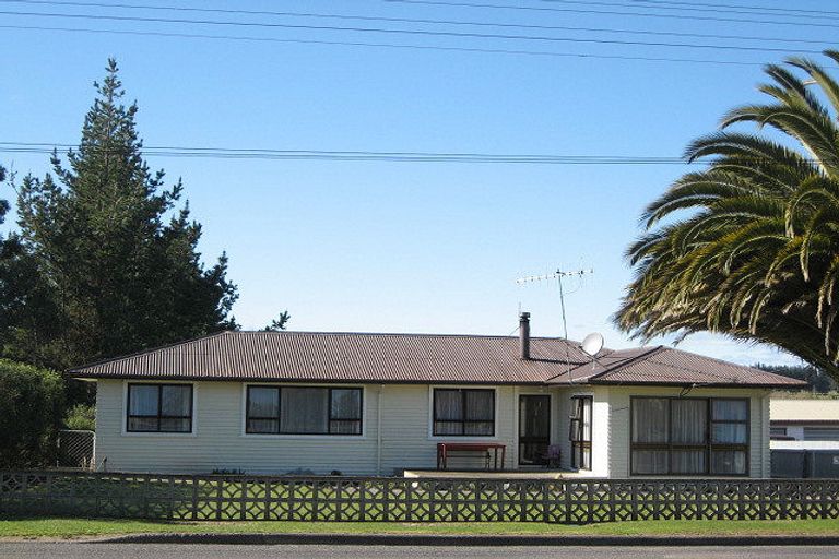 Photo of property in 97 Tavistock Road, Waipukurau, 4200