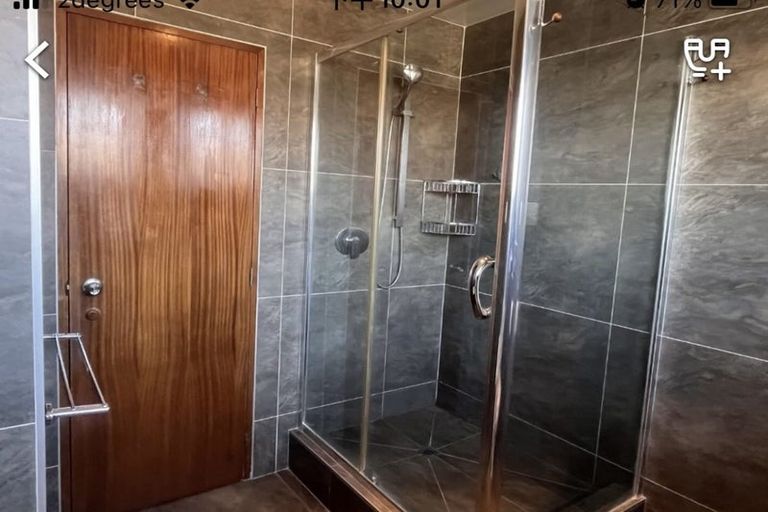 Photo of property in 32 Karnak Crescent, Russley, Christchurch, 8042