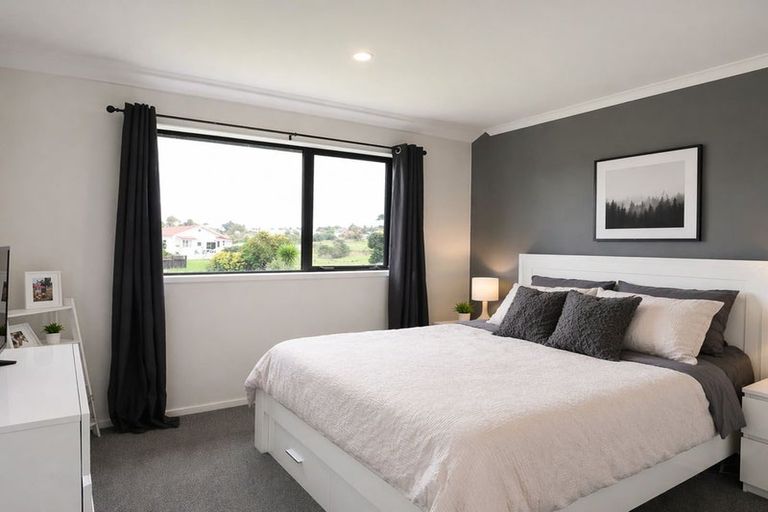 Photo of property in 4 Bragato Way, Te Kauwhata, 3710