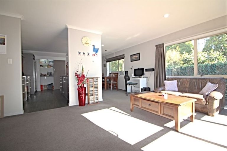 Photo of property in 121 Warrington Street, Mairehau, Christchurch, 8013