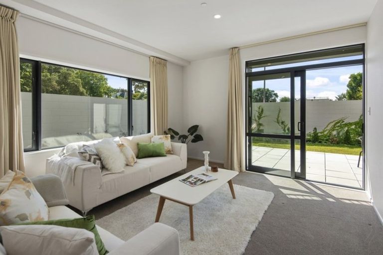 Photo of property in Gloucester Towers, 1/28 Gloucester Street, Christchurch Central, Christchurch, 8013