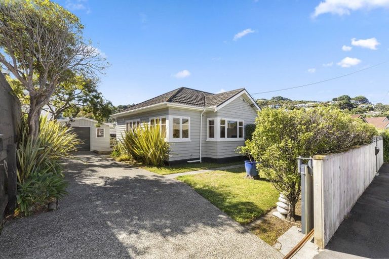 Photo of property in 3 Glamis Avenue, Strathmore Park, Wellington, 6022