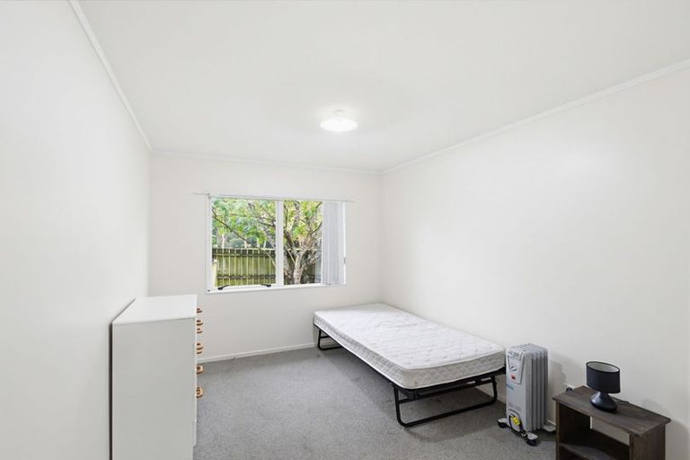 Photo of property in 2/19 Velvet Crescent, Otara, Auckland, 2023