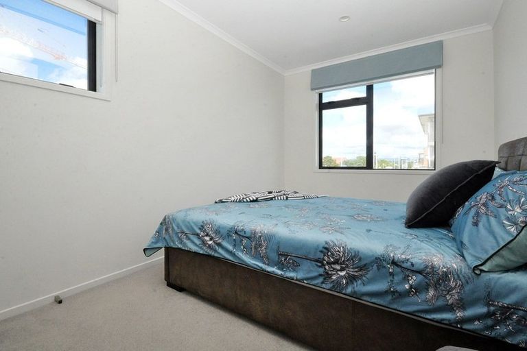 Photo of property in 64 Walter Merton Road, Hobsonville, Auckland, 0616