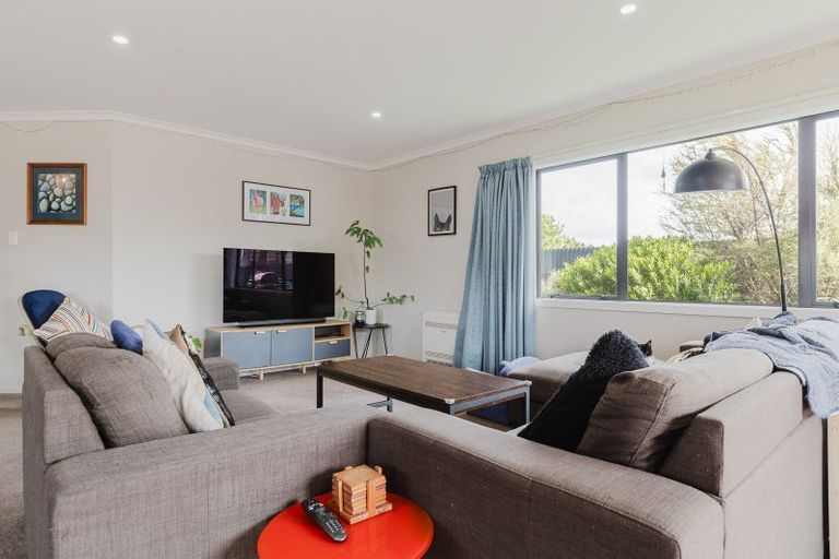 Photo of property in 30 Charles Cross Street, Longburn, Palmerston North, 4412
