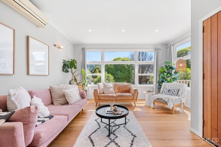 Photo of property in 232 Fergusson Drive, Heretaunga, Upper Hutt, 5018