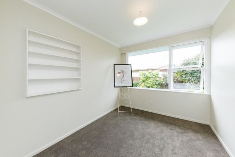 Photo of property in 52 Skerman Street, Marton, 4710