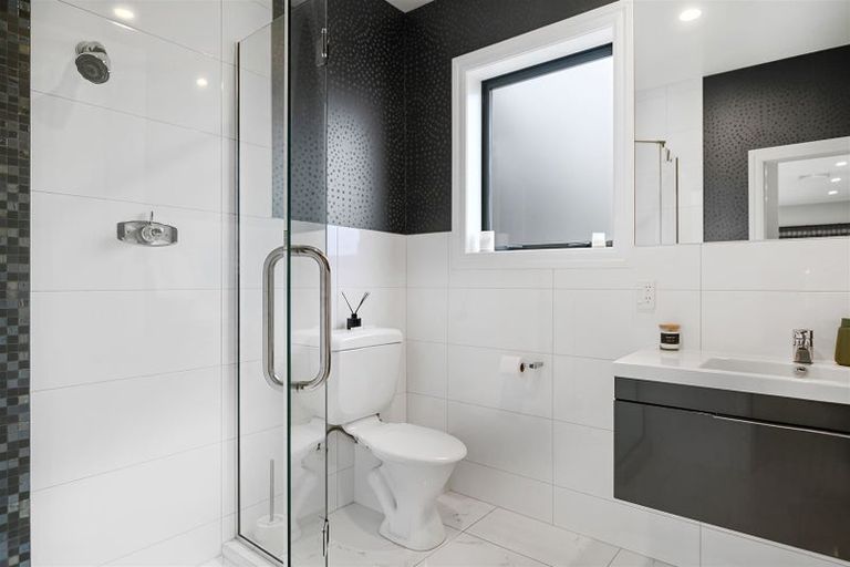 Photo of property in 127 Regent's Park Drive, Casebrook, Christchurch, 8051