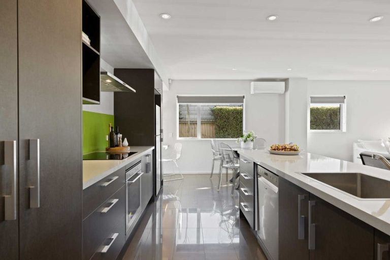 Photo of property in 1/49 Maxwell Street, Riccarton, Christchurch, 8041