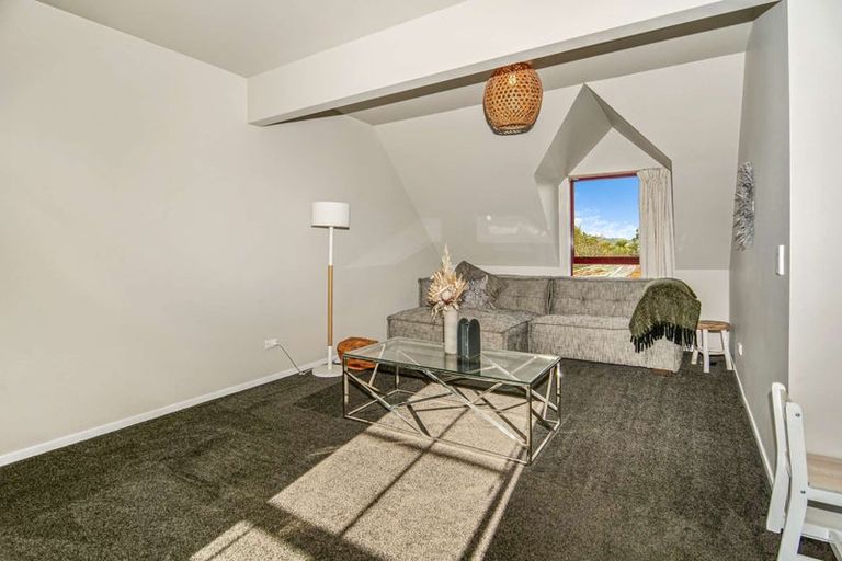 Photo of property in 1 Derby Street, Westport, 7825