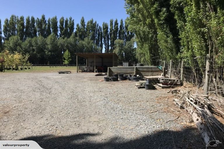 Photo of property in 426 Sawyers Arms Road, Harewood, Christchurch, 8051