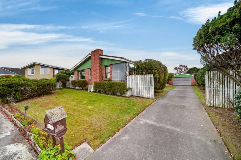 Photo of property in 70 Toorak Avenue, Avonhead, Christchurch, 8042