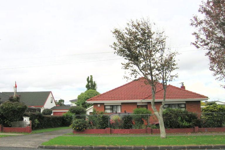 Photo of property in 2/43 Central Avenue, Papatoetoe, Auckland, 2025