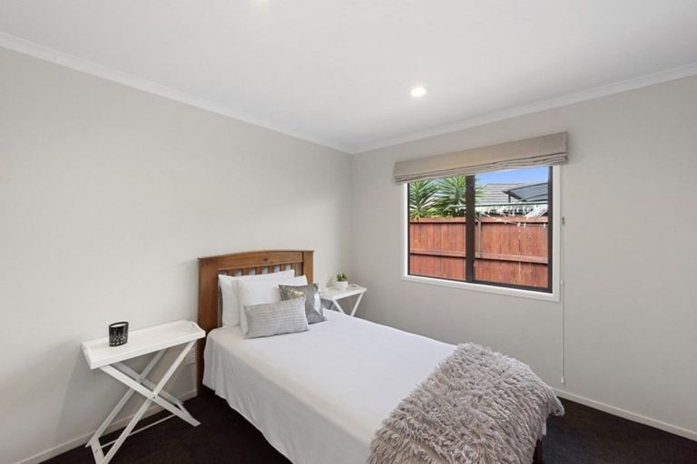 Photo of property in 53 Saint James Drive, Huntington, Hamilton, 3210