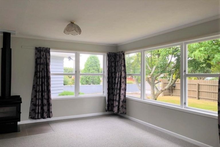 Photo of property in 11 Duke Street, Levin, 5510