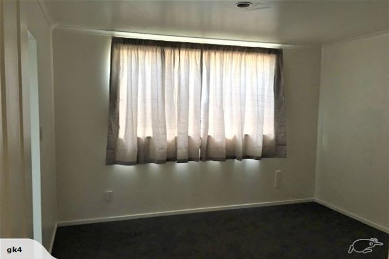 Photo of property in 9a Margarita Rise, Pukekohe, 2120