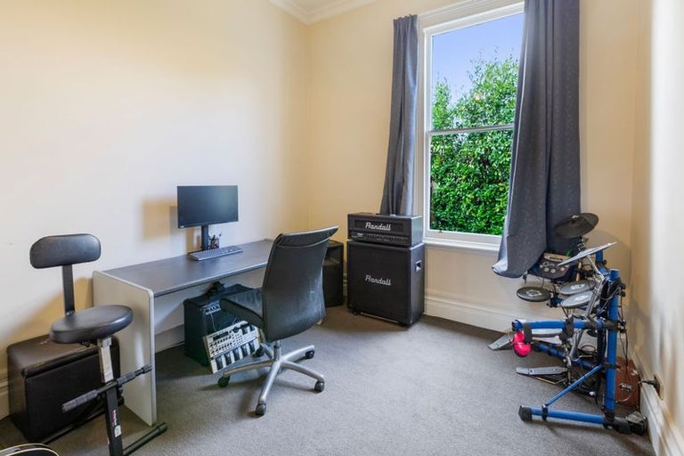 Photo of property in 36 Railway Esplanade, East Gore, Gore, 9710