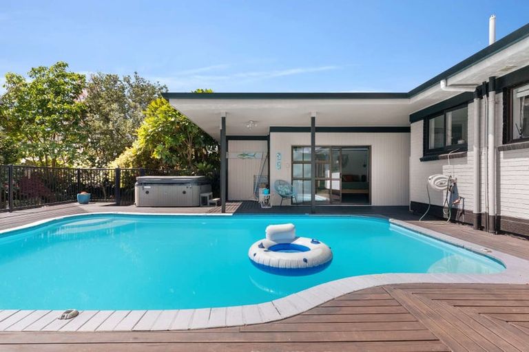 Photo of property in 18 Henderson Street, Whakatane, 3120