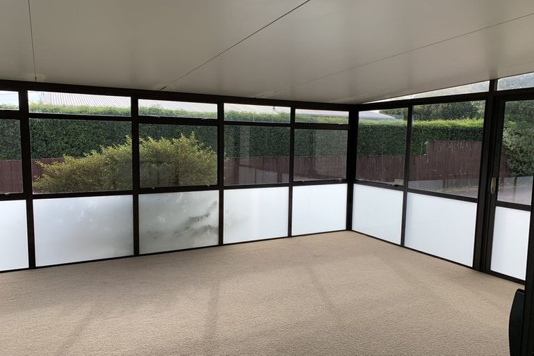 Photo of property in 383 Hobsonville Road, Hobsonville, Auckland, 0618