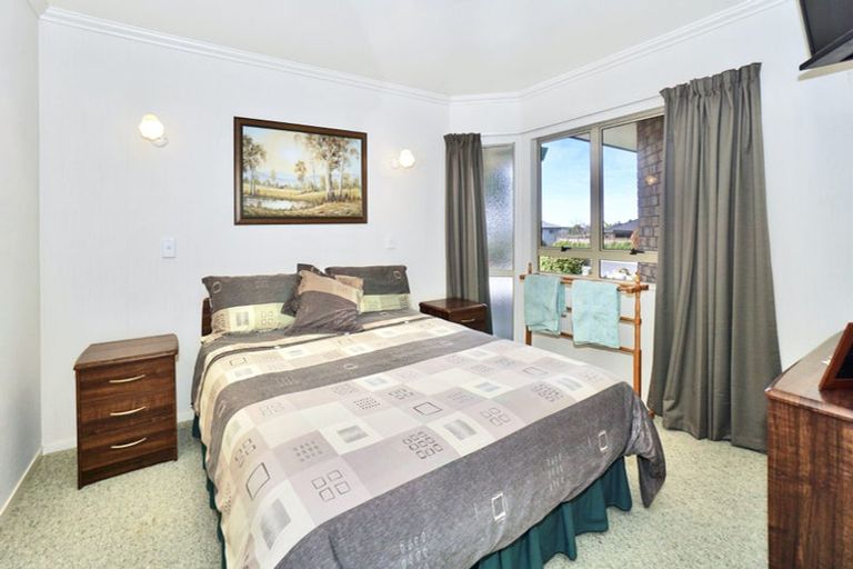 Photo of property in 42 Norm Freeman Drive, Te Puke, 3119