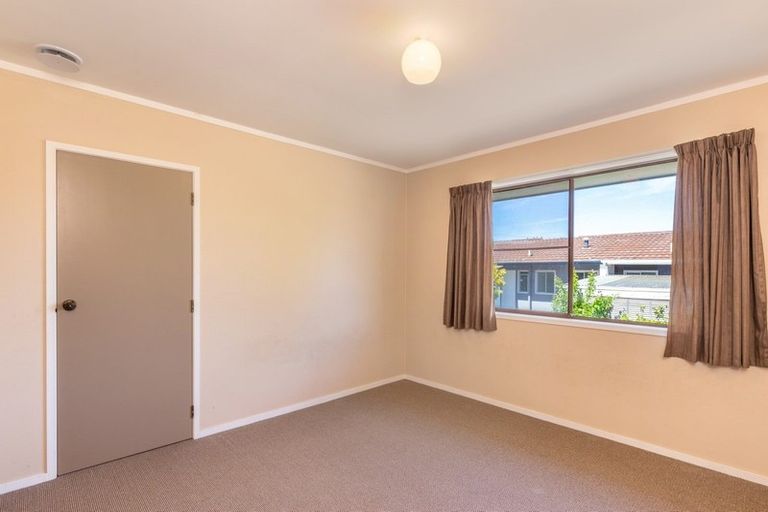 Photo of property in 16 Huia Street, Taupo, 3330