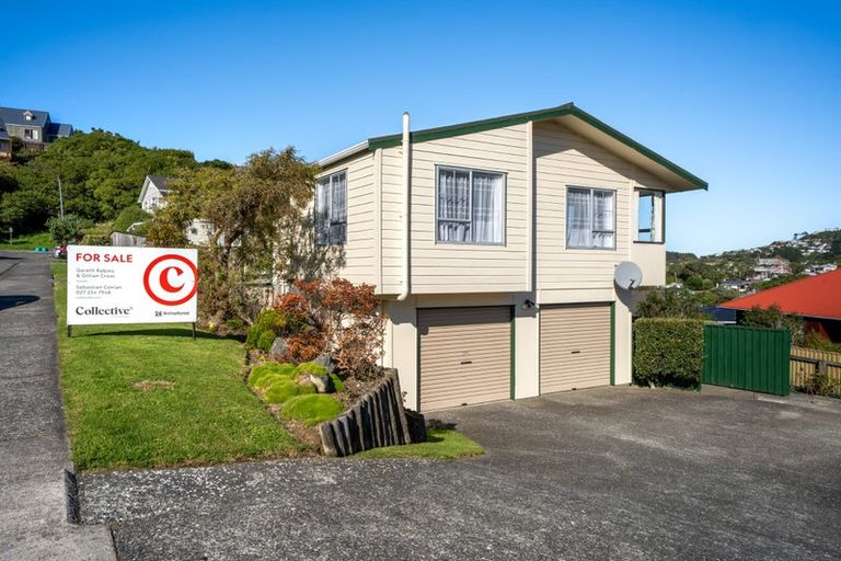 Photo of property in 4 Tralee Place, Johnsonville, Wellington, 6037