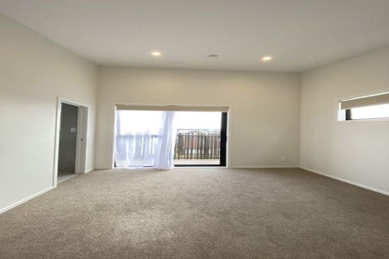 Photo of property in 69 Joshua Carder Drive, Hobsonville, Auckland, 0616