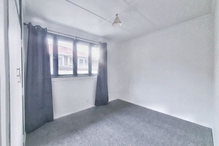 Photo of property in 75 Forest Hill Road, Henderson, Auckland, 0612