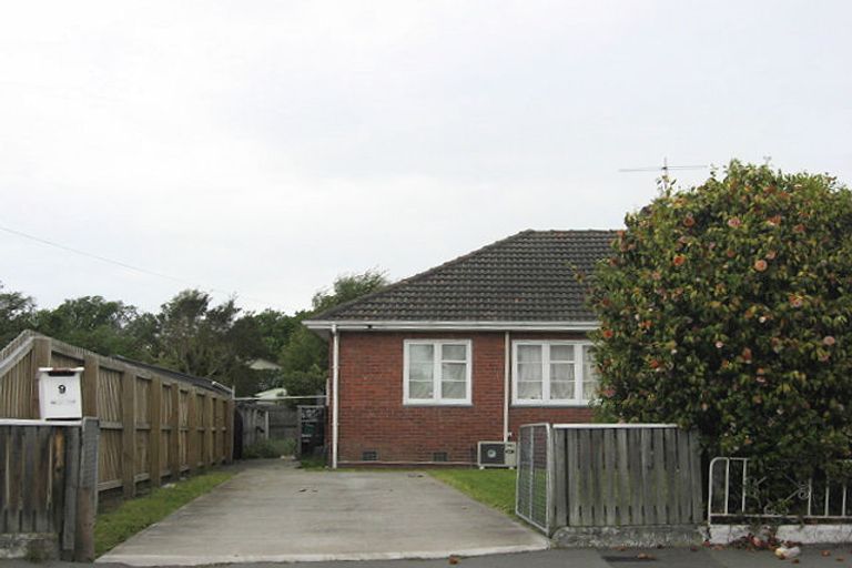 Photo of property in 9 Rowe Place, Burwood, Christchurch, 8061