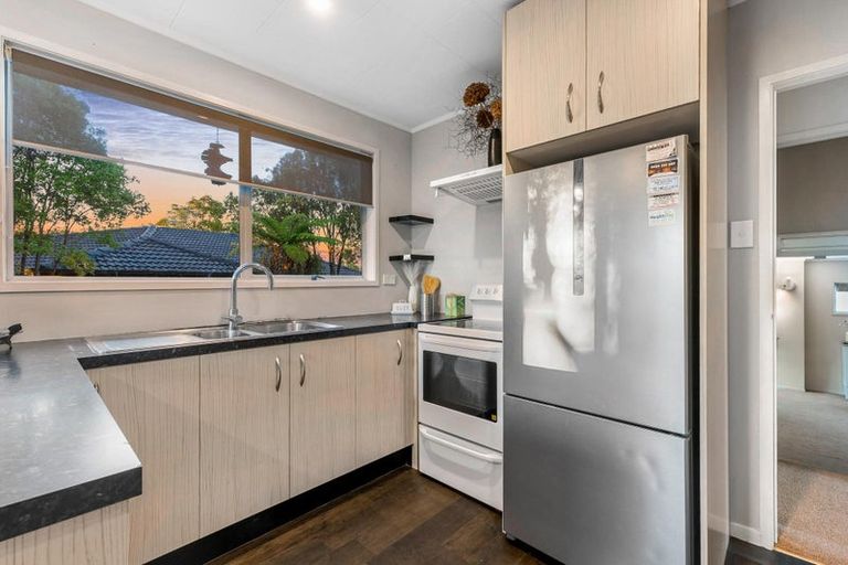 Photo of property in 75a Sturges Road, Henderson, Auckland, 0612
