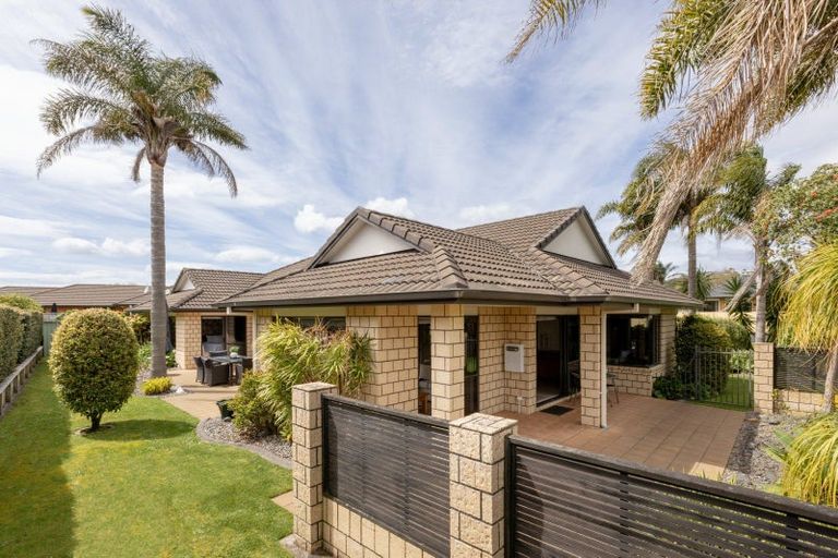 Photo of property in 1 Botany Place, Ohauiti, Tauranga, 3112