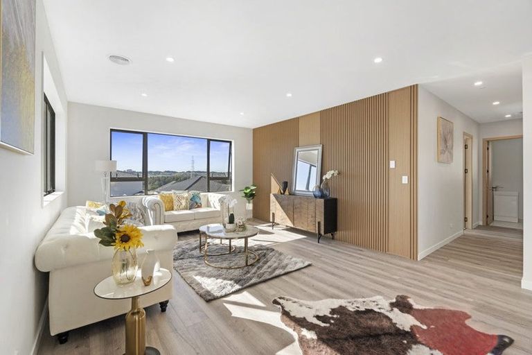 Photo of property in 14 Glann Lane, Flat Bush, 2019