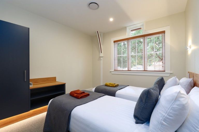 Photo of property in 319 Hardy Street, Nelson, 7010