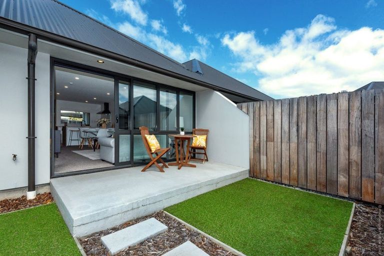 Photo of property in 71b/4 Main Road, Redcliffs, Christchurch, 8081
