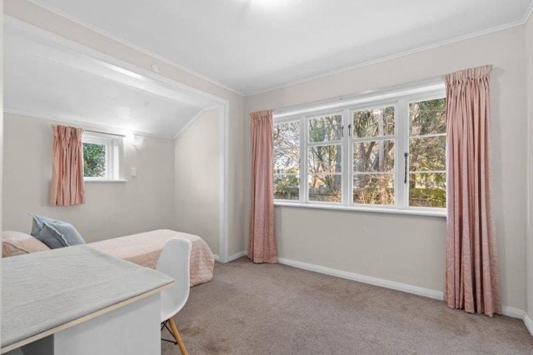 Photo of property in 120 Peverel Street, Riccarton, Christchurch, 8041