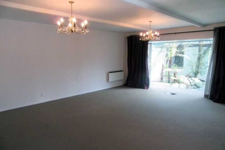 Photo of property in 10 Chevron Place, Ilam, Christchurch, 8041