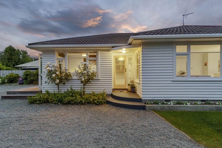 Photo of property in 63 Ngaio Street, Saint Martins, Christchurch, 8022
