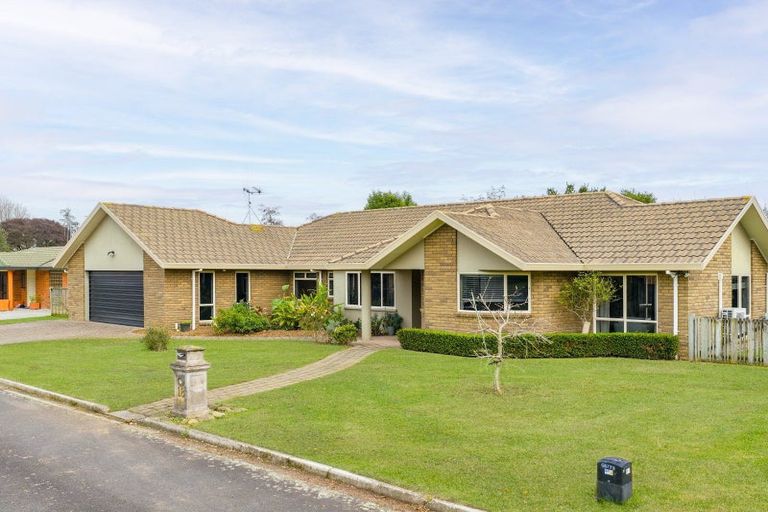 Photo of property in 18 Halcione Close, Flagstaff, Hamilton, 3210