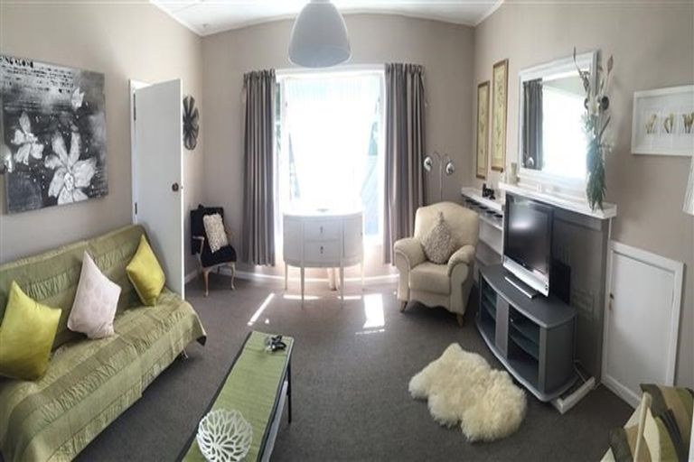 Photo of property in 20 Lee Road, Taradale, Napier, 4112