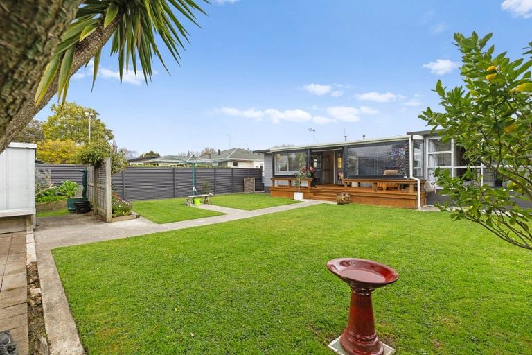 Photo of property in 9 Hampden Street, Awapuni, Palmerston North, 4412
