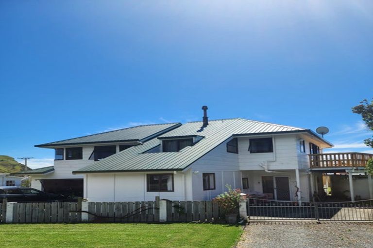 Photo of property in 14 Lochiel Street, Mahia, Nuhaka, 4198